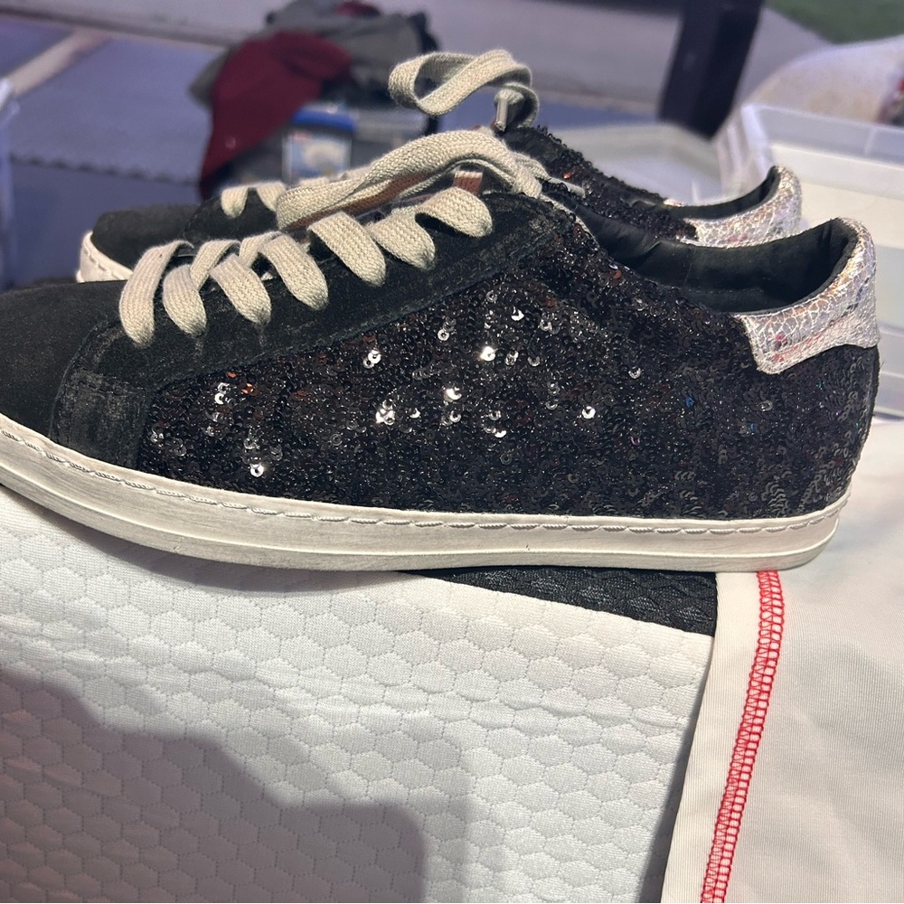 Steve Madden Sneakers